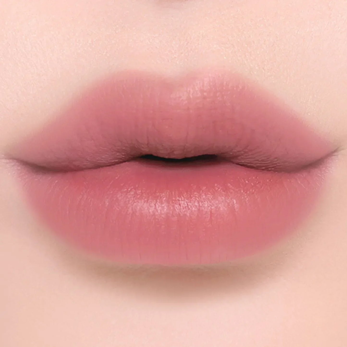 Two-in-One Velvet & Gloss Lip Tint — Matte & Shine in One Swipe