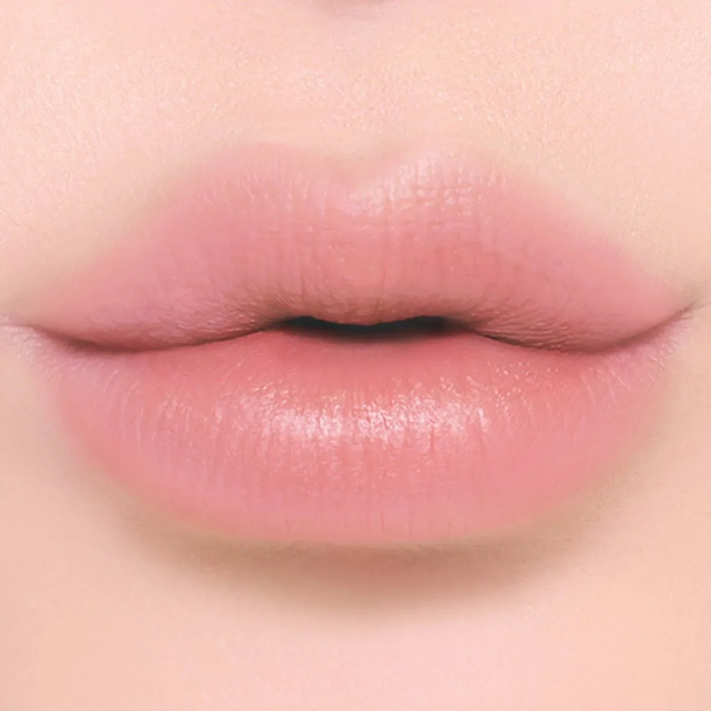 Two-in-One Velvet & Gloss Lip Tint — Matte & Shine in One Swipe